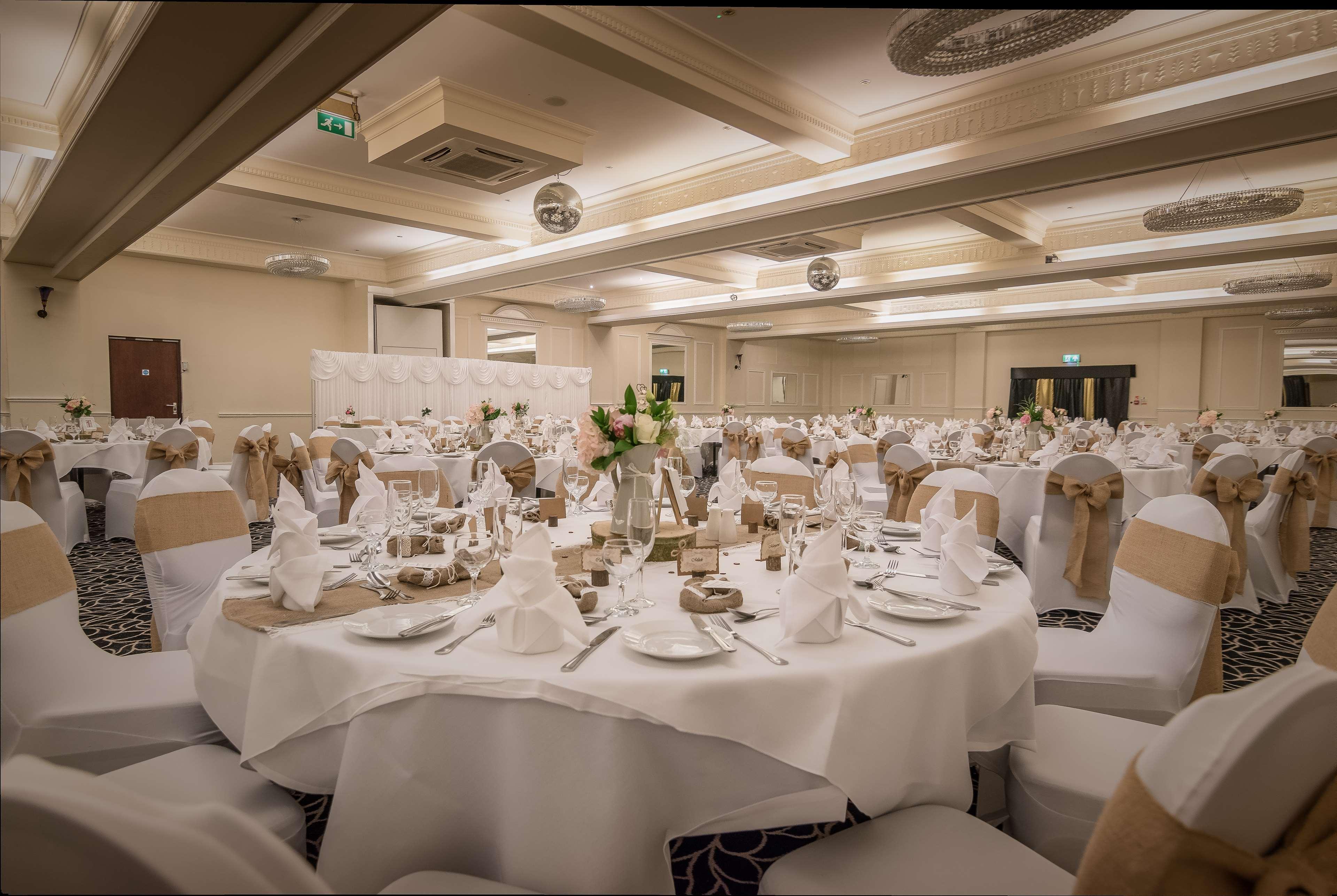 Best Western Rockingham Forest Hotel Corby Exteriör bild
