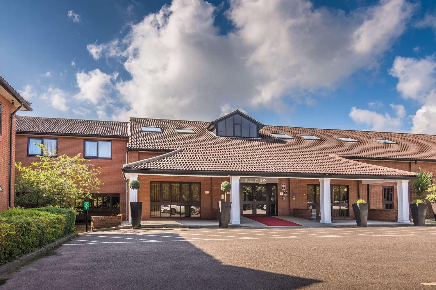Best Western Rockingham Forest Hotel Corby Exteriör bild