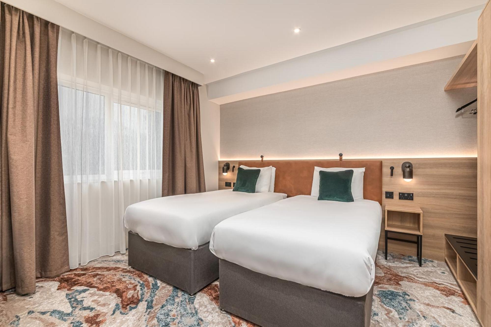 Best Western Rockingham Forest Hotel Corby Exteriör bild