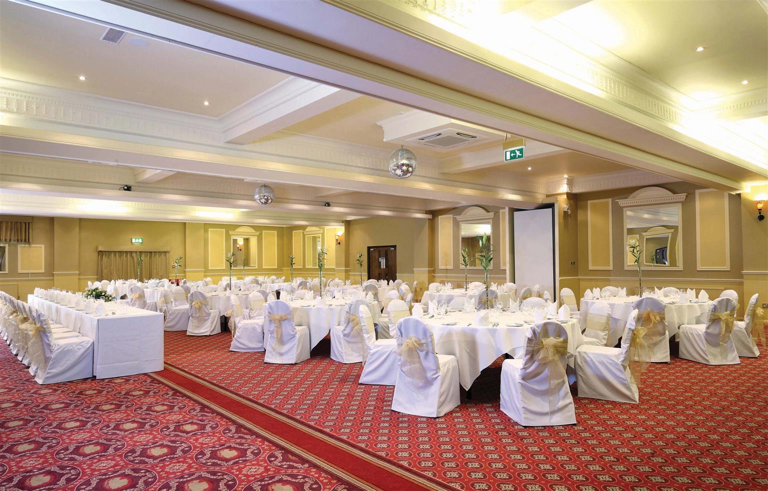 Best Western Rockingham Forest Hotel Corby Exteriör bild